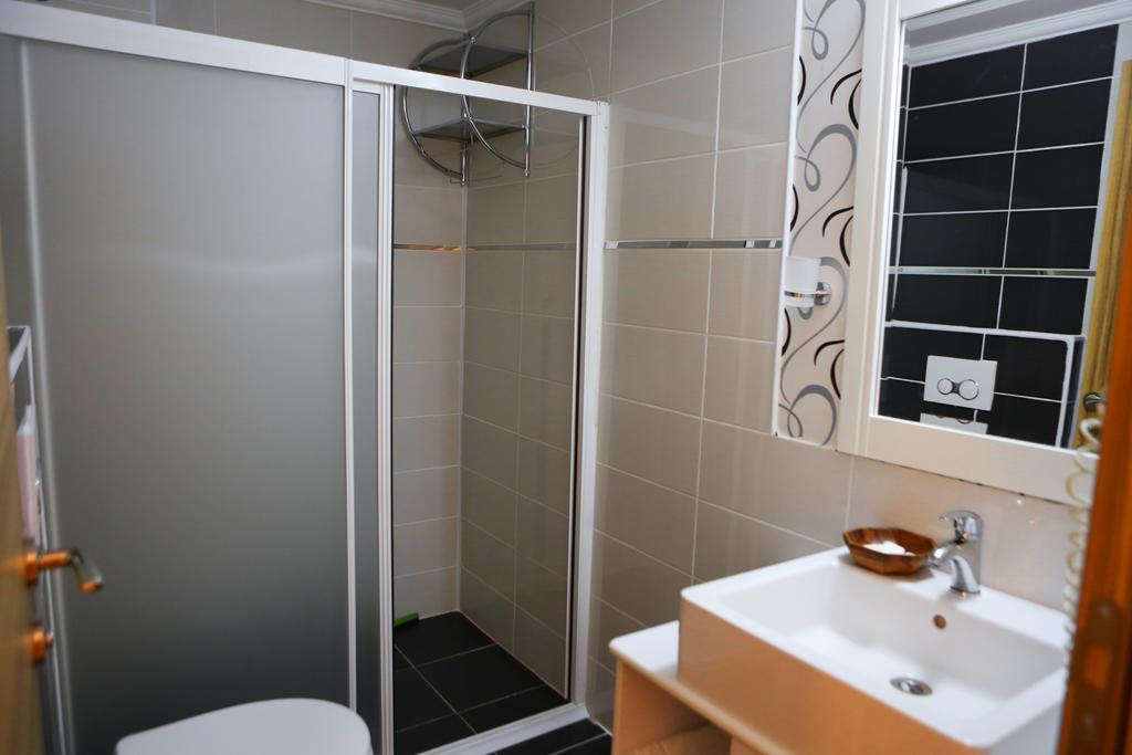 Ugur Otel Каш Стая снимка